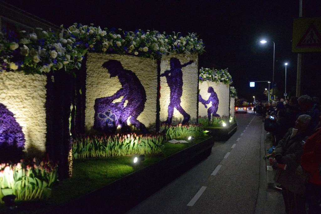 ../Images/Verlicht corso Noordwijkerhout 2019 099.jpg